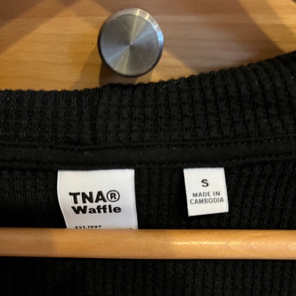 Aritzia zip up black waffle hoodie - Picture 2 of 3